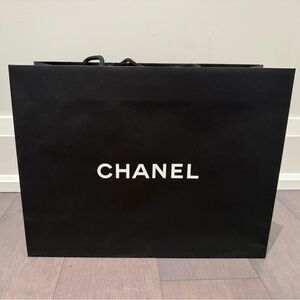 CHANEL Classic Black Gift Bag